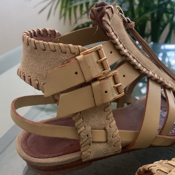 IRO Gladiator Leather Sandals with Whipstitch Detail - Picture 10 of 13